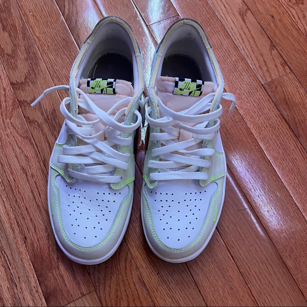 Jordan 1 low OG ghost green - Picture 2 of 6